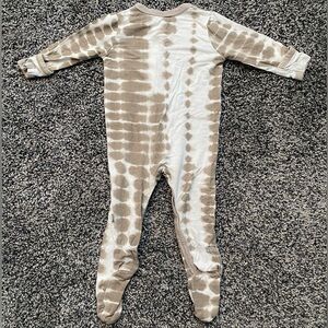 Kyte baby onesie